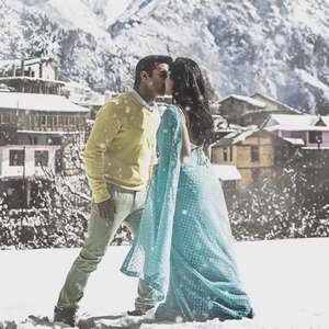 Humne Pee Rakhi Hai Lyrics: Sanam Re | Jaz Dhami, Neha Kakkar & Ikka