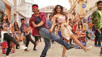 Pyar Ho Lyrics – Munna Michael