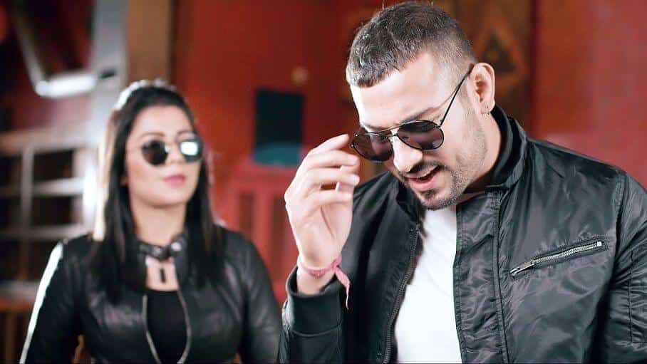 Illegal Weapon – Garry Sandhu & Jasmine Sandlas
