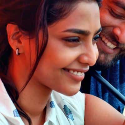 Etho Mazhayil lyrics translation Vijay Superum Pournamiyum