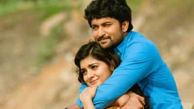 Unnatundi Gundey Lyrics | Translation | Ninnu Kori (Movie)