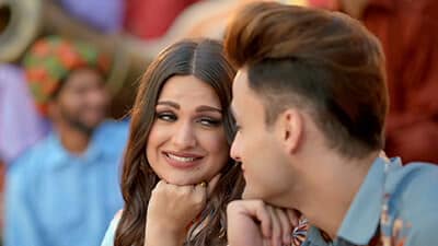 Kalla Sohna Nai Lyrics (Female) Translation | Asim Riaz & Himanshi Khurana