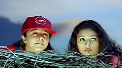 Othayadi Pathayila Song Lyrics Translation | Snegithiye (Movie)
