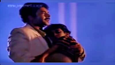 Snehathin Poonchola Lyrics – Pappayude Swantham Appoos (movie)