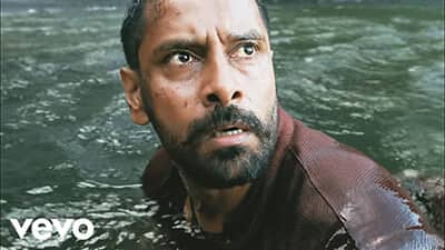 Usure Pogudhey Lyrics English Meaning – Raavanan (Movie)