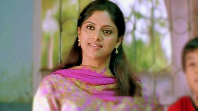 Neeye Neeye Lyrics Translation – M. Kumaran Son of Mahalakshmi