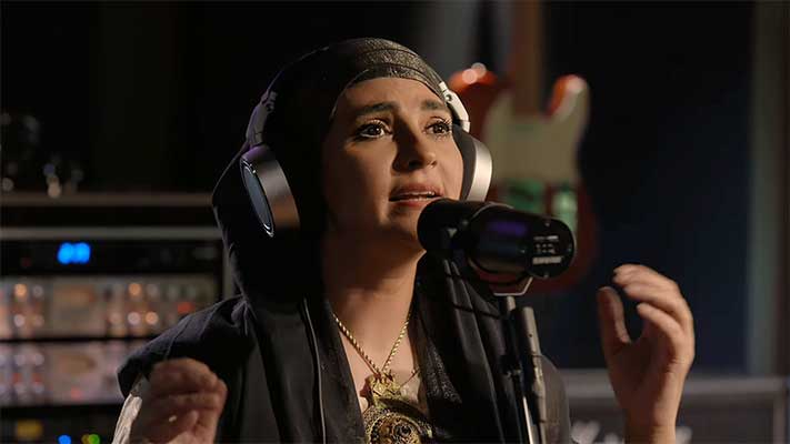 Jaag Rahi Lyrics Translation – Fariha Pervez Ft. Ali Noor | Coke Studio