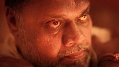 En-Uyirile-Uruvana-Song-Lyrics-Paava-Kadhaigal-English