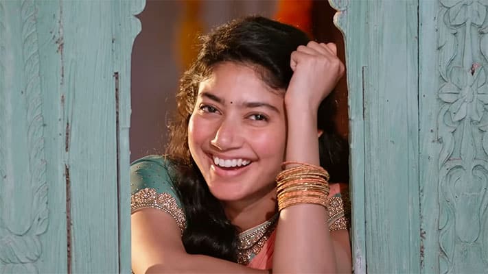 Saranga Dariya Lyrics (English Meaning) – Love Story | Mangli