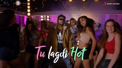 Tu Lagdi Hot Lyrics – Sanam Puri | The Successful Loosers