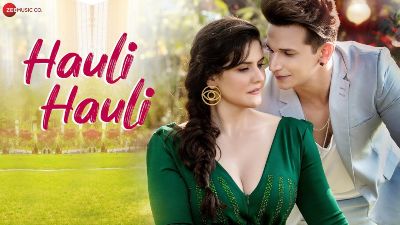 Hauli Hauli Lyrics — Jyotica Tangri | Punit Sharma