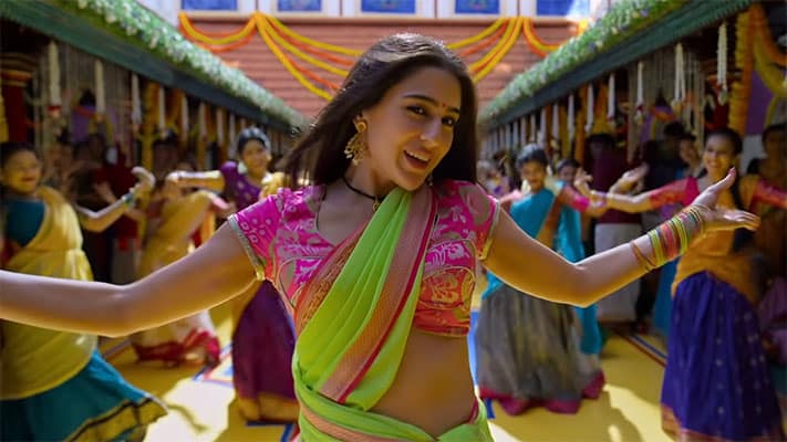 Chaka Chak Lyrics Translation — Atrangi Re | Shreya Ghoshal