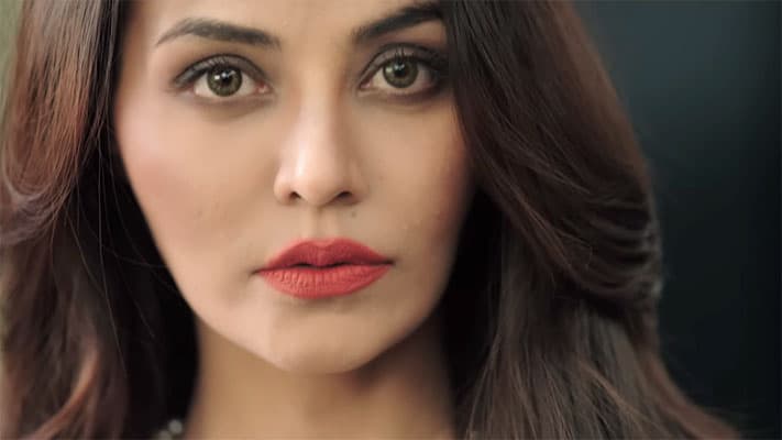 Dil Todiye Lyrics Translation — Ankit Tiwari