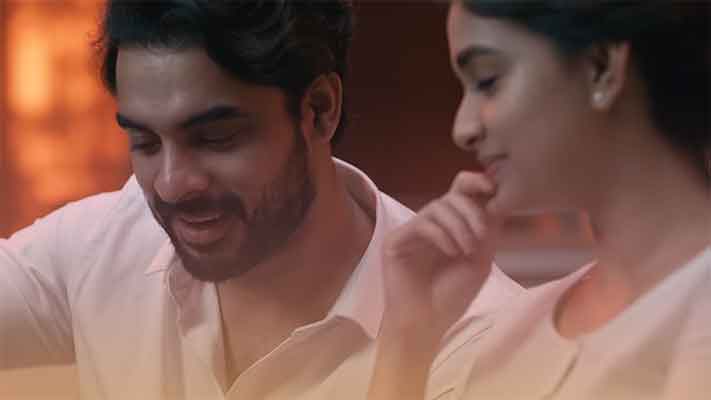 Hey Kanmani Lyrics Translation — Vaashi | Abhijith Anilkumar | Greeshma Tharavath