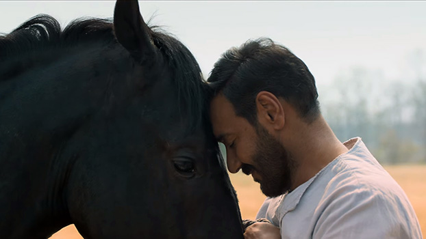 Azaad Hai Tu Lyrics Meaning (in English) – Arijit Singh – Ajay Devgn