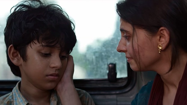 Ayothi – Kaatrodu Pattam Pola Lyrics With English Meaning – Pradeep Kumar