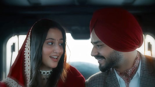 Sone Te Suhaga Lyrics With English Translation – Lakhi Ghuman | Jasmeen Akhtar – Lakhi Ghuman